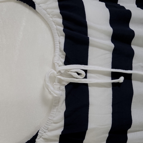 Old Navy Striped Tank Top - Picture 3 of 7